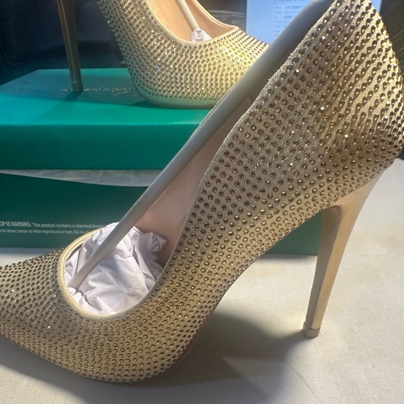 750. 792. NEW SIZE 8 Lauren Lorraine Gold Rhinestone Pointed-Toe Stiletto Pump - Picture 4 of 8
